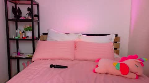 Lolly online show from November 2025 01:18:02 AM