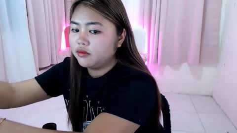 lovely_shine online show from January 2026 06:11:02 PM