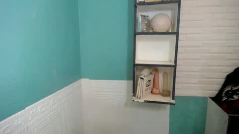 Thea  online show from February 2026 04:21:01 AM