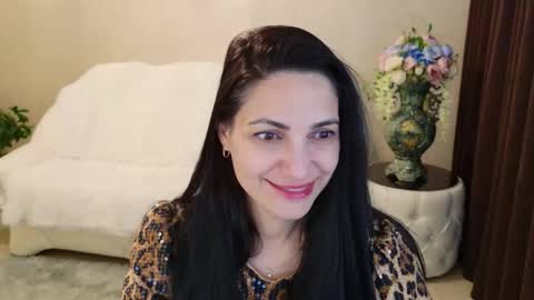 Snapshot of lovelybeatricee chatting on February 2026 07:18:02 AM Beatrice online show from February 2026 07:18:02 AM