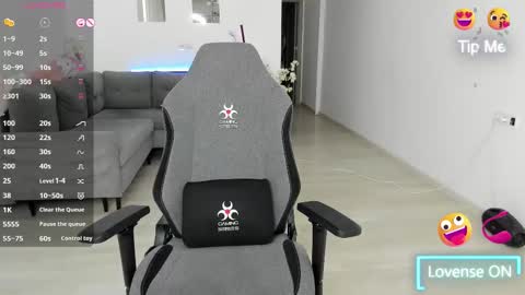 lovelybianca_ online show from November 2025 09:15:01 PM