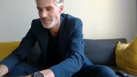 Max online show from September 2025 03:56:02 PM