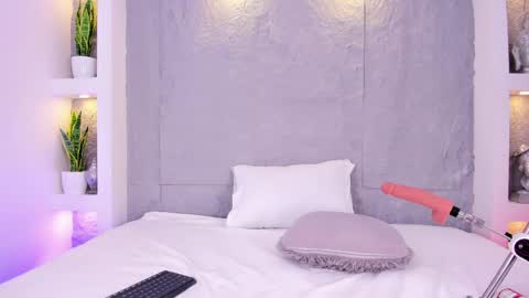 Snapshot of lovelyeyesx chatting on April 2026 05:10:02 PM Lovely online show from April 2026 05:10:02 PM