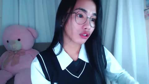 Snapshot of lovelymae18 chatting on December 2024 03:44:02 PM lovelymae18 online show from December 2024 03:44:02 PM