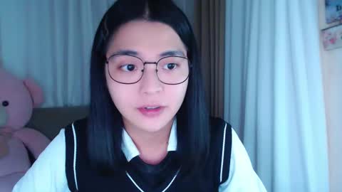 Snapshot of lovelymae18 chatting on December 2024 01:49:02 PM lovelymae18 online show from December 2024 01:49:02 PM