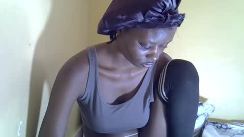 lovelymee2 online show from November 2025 11:32:02 AM