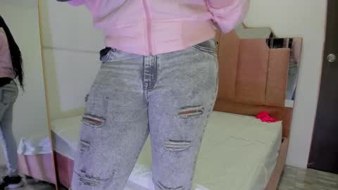 L O V E  online show from February 2025 11:47:02 AM