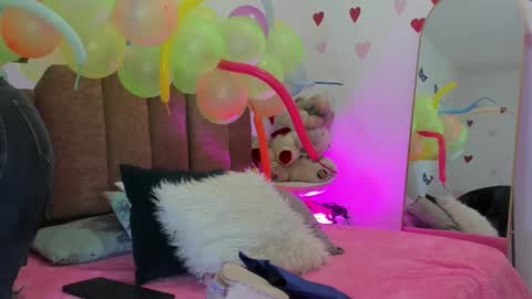 L O V E  online show from March 2025 11:55:02 AM