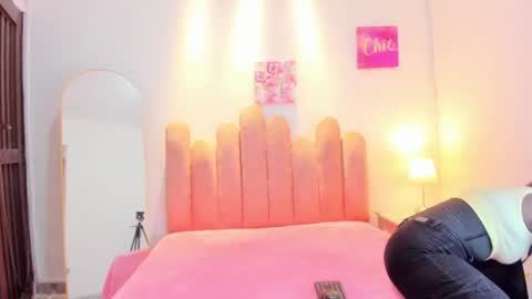 L O V E  online show from February 2026 11:57:02 AM