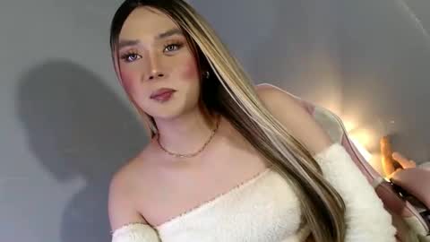 lovers moon22 online show from February 2025 01:57:01 AM