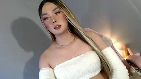 lovers moon22 online show from February 2025 02:14:01 AM