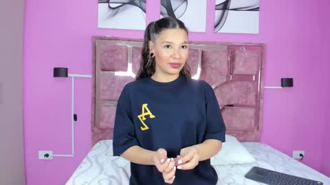 loversvalery online show from December 2025 12:14:02 PM