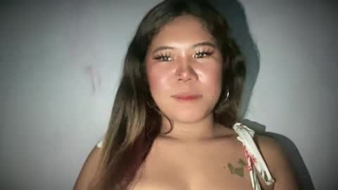 Snapshot of loveymerry chatting on February 2026 05:05:02 PM merry online show from February 2026 05:05:02 PM