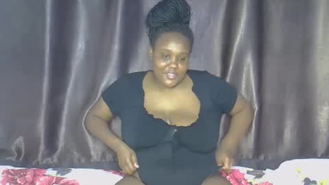 loveytiana online show from November 2025 06:52:01 PM