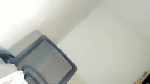 Snapshot of lovingmonaru969 chatting on January 2025 08:47:02 PM Lovingmonaru969 online show from January 2025 08:47:02 PM