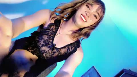 Snapshot of lovingmonaru969 chatting on February 2025 05:12:01 AM Lovingmonaru969 online show from February 2025 05:12:01 AM