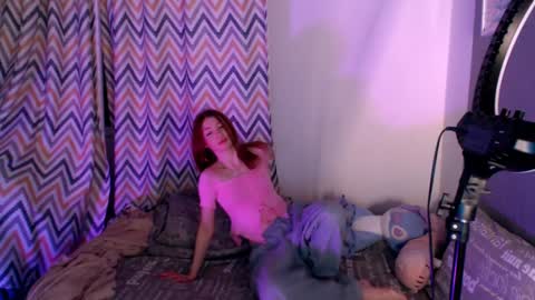 Loly online show from February 2025 12:28:01 AM