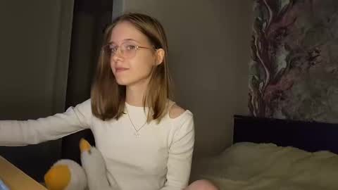 Karmell online show from March 2025 12:41:02 PM