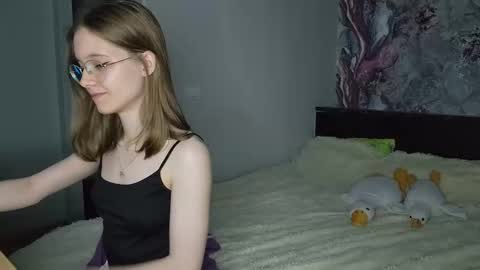 Karmell online show from March 2025 01:18:01 PM