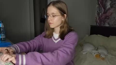 Karmell online show from March 2025 01:36:01 PM