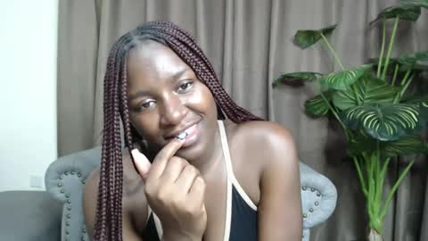 loyalcutie online show from January 2025 04:39:01 AM