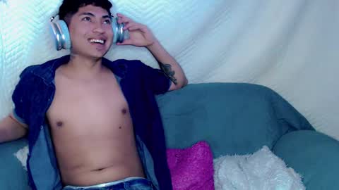 Snapshot of lpysami chatting on November 2025 06:02:02 AM lpysami online show from November 2025 06:02:02 AM