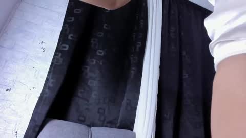 Lucia online show from March 2025 04:07:01 AM