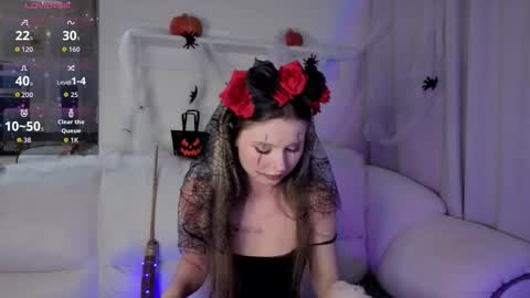 Lua online show from October 2025 02:10:01 PM