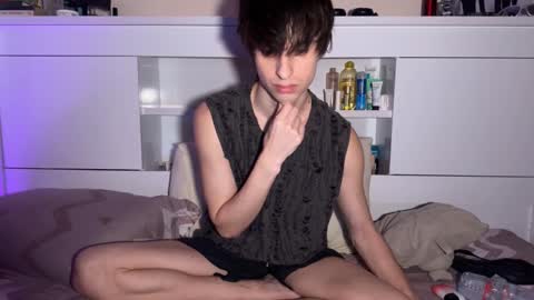 Snapshot of luan2006lovecarti chatting on November 2025 03:08:02 AM luan online show from November 2025 03:08:02 AM