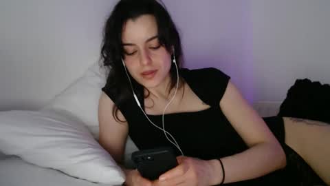 Snapshot of luana789 chatting on February 2026 10:18:01 PM luana online show from February 2026 10:18:01 PM