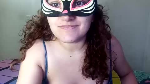 luanapowerful online show from January 2025 06:44:01 PM