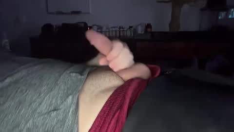 Snapshot of lubthemtitties chatting on December 2024 07:12:01 AM lubthemtitties online show from December 2024 07:12:01 AM