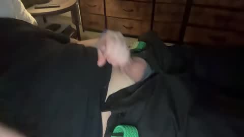 Snapshot of lubthemtitties chatting on January 2025 06:47:01 PM lubthemtitties online show from January 2025 06:47:01 PM