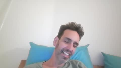 Snapshot of lucahotboy chatting on October 2025 08:33:01 PM Luca online show from October 2025 08:33:01 PM