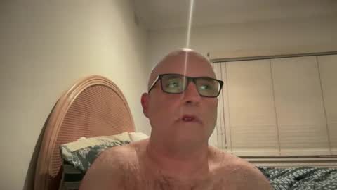 lucas10004 online show from September 2025 01:55:01 PM