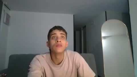 Lucas online show from April 2026 11:07:01 PM