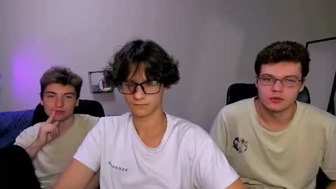 Snapshot of lucas_long_ chatting on September 2025 06:53:01 PM lucas_long_ online show from September 2025 06:53:01 PM