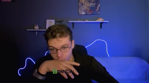 Snapshot of lucas_long_ chatting on October 2025 12:27:01 PM lucas_long_ online show from October 2025 12:27:01 PM