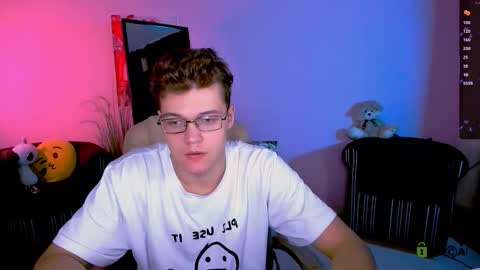 Snapshot of lucas_long_ chatting on October 2025 05:19:02 AM lucas_long_ online show from October 2025 05:19:02 AM