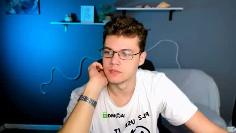 Snapshot of lucas_long_ chatting on October 2025 08:37:02 AM lucas_long_ online show from October 2025 08:37:02 AM