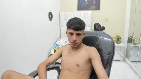  LUCAS RIVAS  online show from November 2025 10:25:01 PM