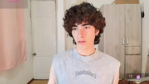 lucas_xo online show from November 2025 03:38:01 AM