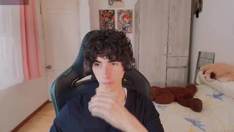 lucas_xo online show from March 2026 06:24:02 PM