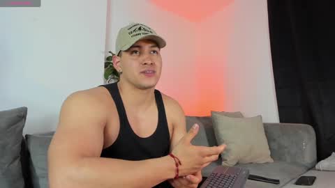 LUCA SANTOS online show from December 2024 03:30:01 AM