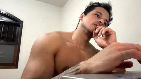 Snapshot of lucasfit24 chatting on February 2025 11:22:02 AM lucasfit24 online show from February 2025 11:22:02 AM