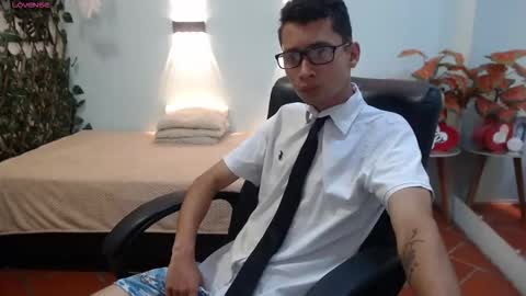 LucassSmith11 online show from December 2025 12:03:02 PM