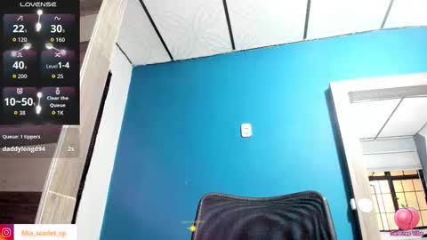 MIA HOT online show from October 2025 12:26:01 PM