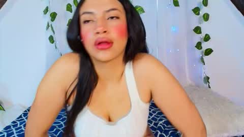 lucia_sweeet online show from January 2026 02:32:01 PM