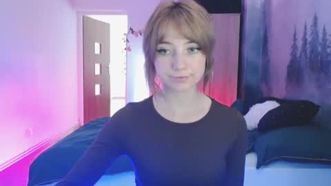 Snapshot of luciacam20 chatting on December 2024 11:05:02 AM Lucy online show from December 2024 11:05:02 AM