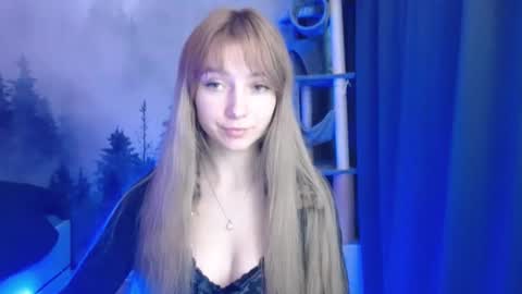 Snapshot of luciacam20 chatting on December 2024 10:34:02 AM Lucy online show from December 2024 10:34:02 AM
